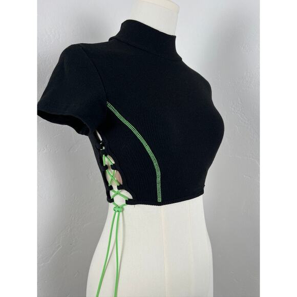 ALICE's LIPS Black Crop Ribbed Top w/Neon Green Laced Cording (Womens:  XS) - Picture 3 of 8